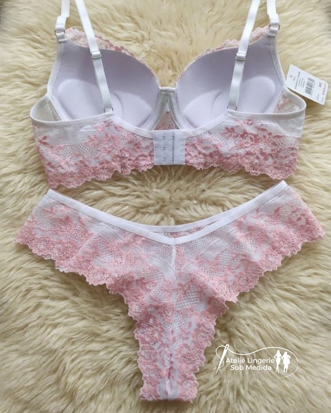 conjunto lingerie rendado, lingerie rosa, calcinha fio duplo, lingerie sensual feminina, conjunto de renda feminino, lingerie confort&aacute;vel, suti&atilde; rendado, calcinha rendada, lingerie delicada, conjunto sensual feminino, lingerie transparente, lingerie rom&acirc;ntica, lingerie premium
